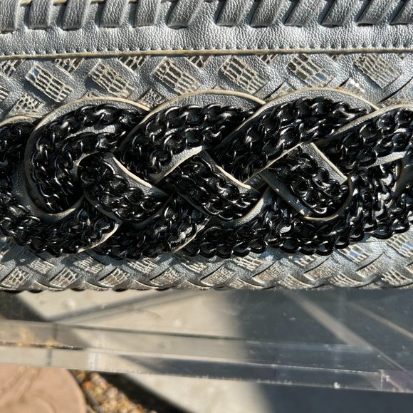 Leather Woven Texture Clutch Purse With Removable Chain - Color Metallic Silver - Picture 5 of 6